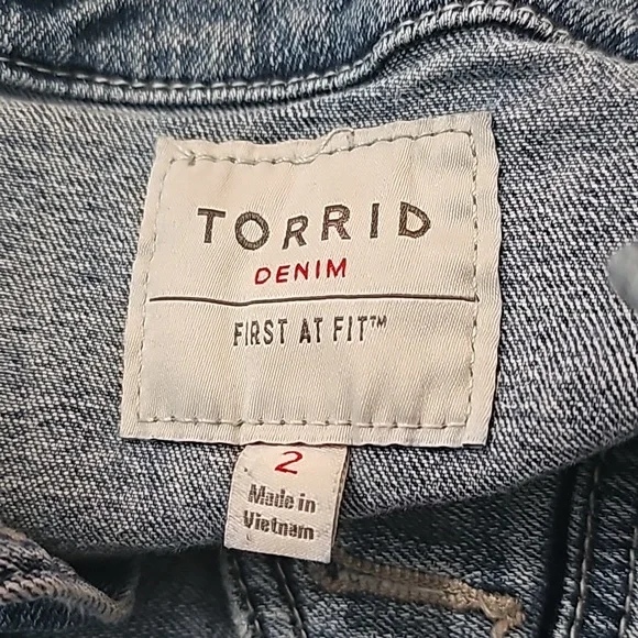 LOT of 2 Torrid sleeveless denim vest - Picture 5 of 5